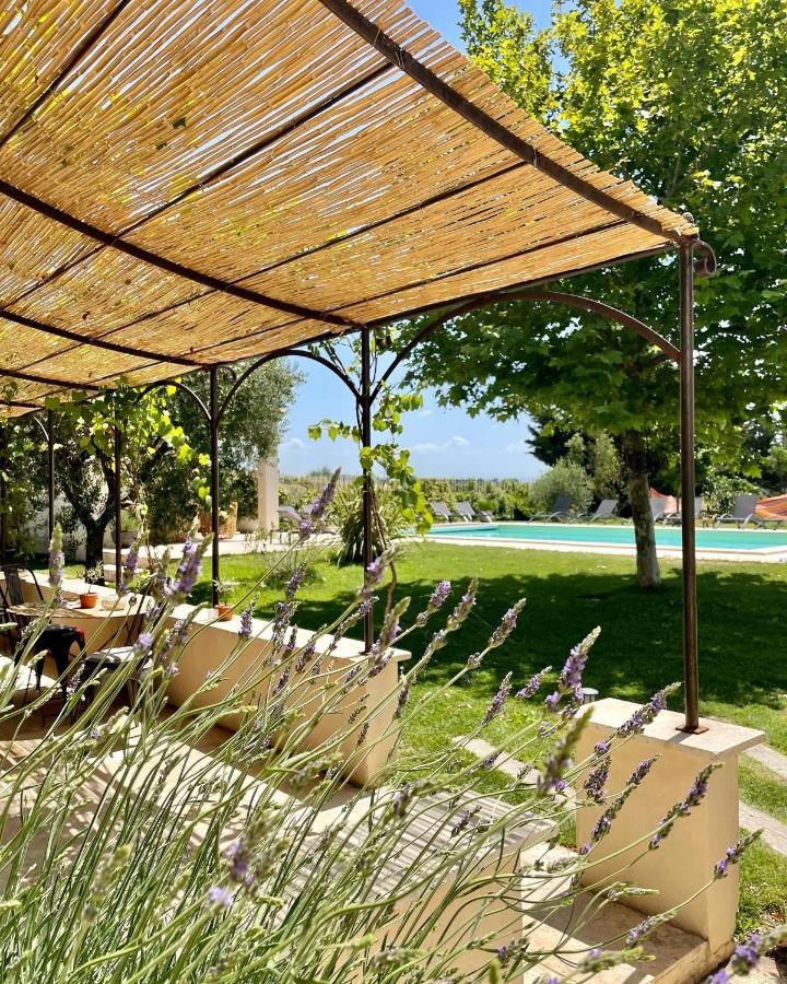 Le Mas Saint Philippe Jonquieres (Vaucluse) Exterior foto