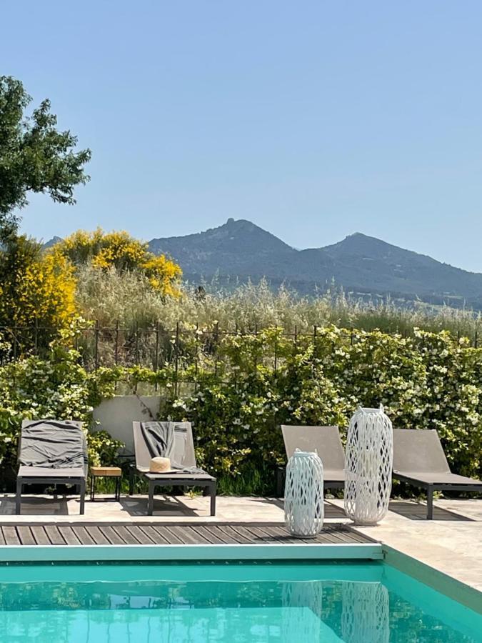 Le Mas Saint Philippe Jonquieres (Vaucluse) Exterior foto