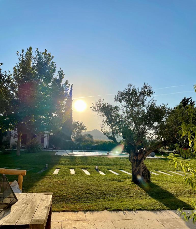 Le Mas Saint Philippe Jonquieres (Vaucluse) Exterior foto