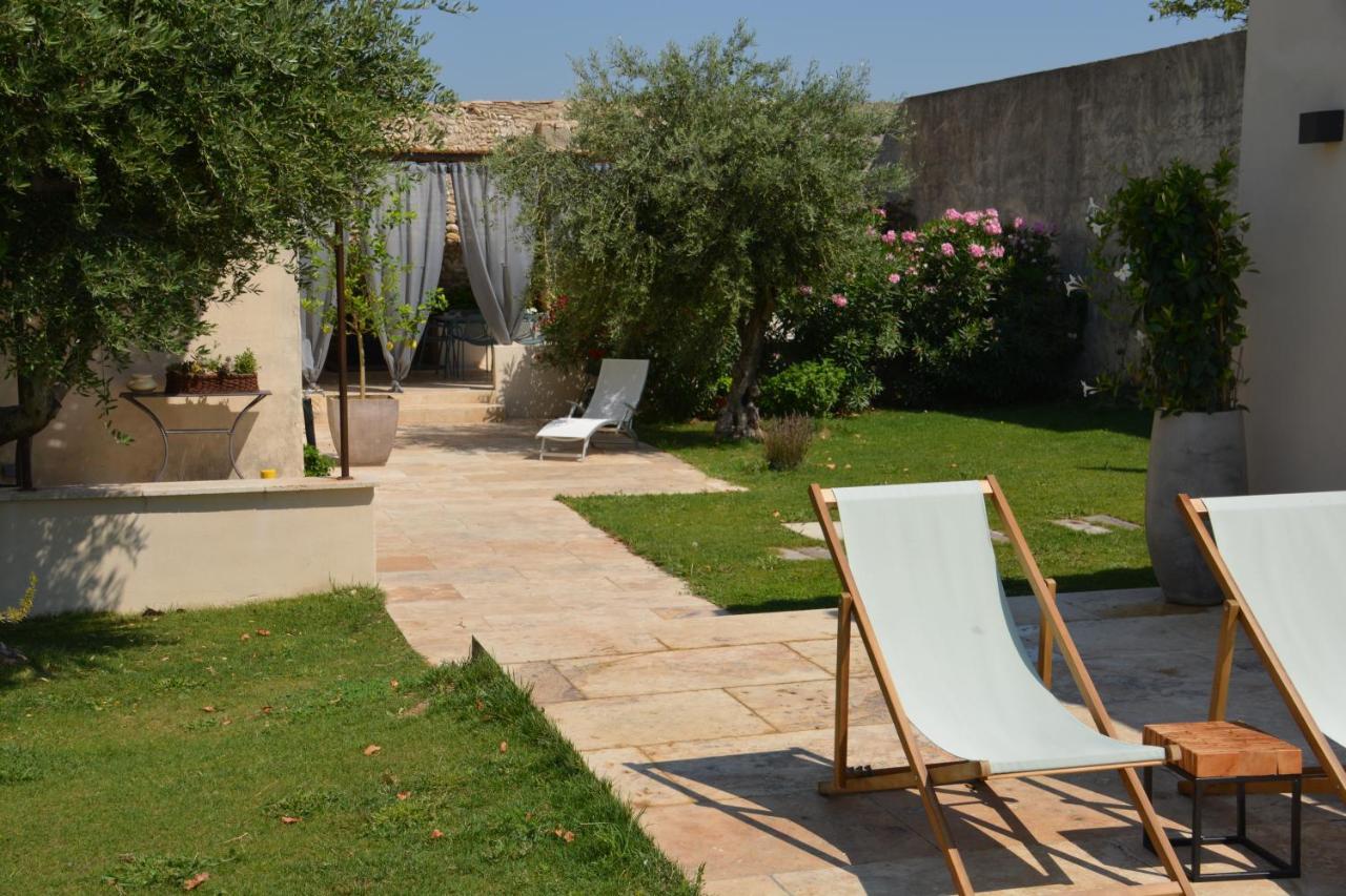 Le Mas Saint Philippe Jonquieres (Vaucluse) Exterior foto